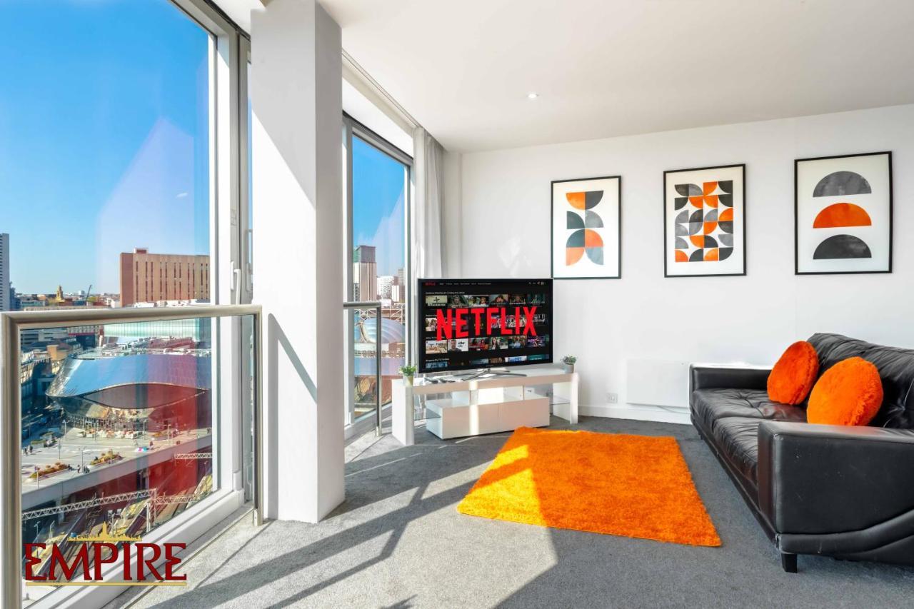 Unique One Bedroom In Centre Apartment *